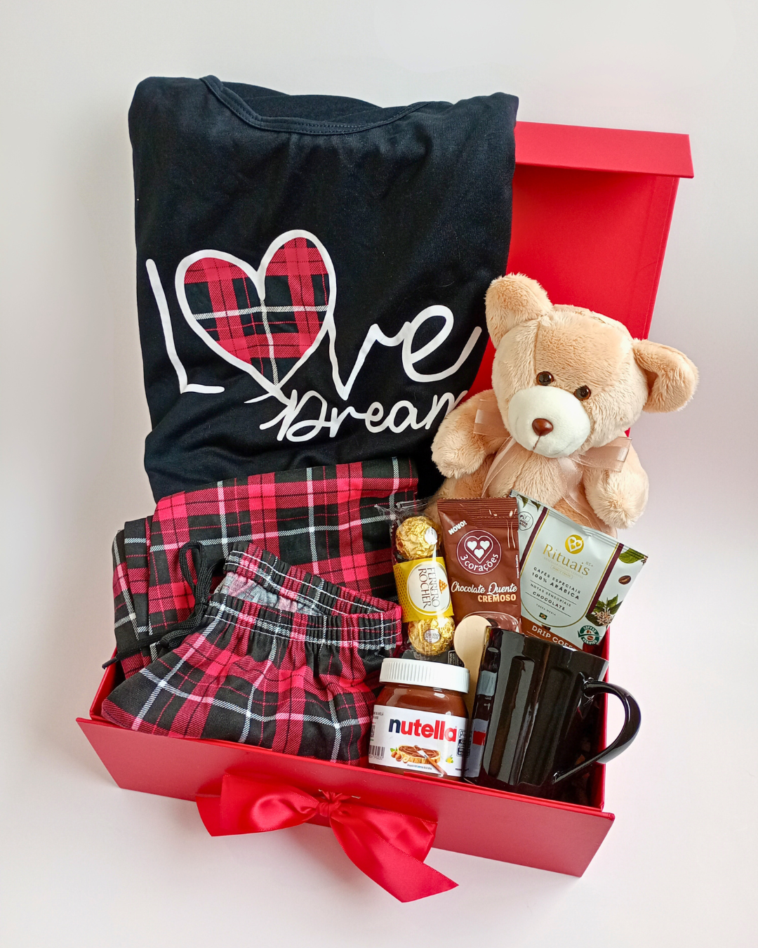 Caixa Premium com Pijama, Cafezinho e Ursinho de Pelúcia