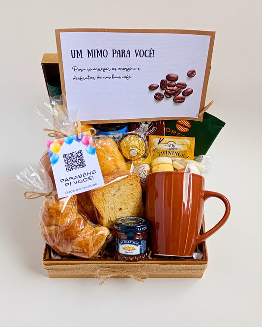 Cesta de Café da Manhã - Tam. M - Caneca Marrom