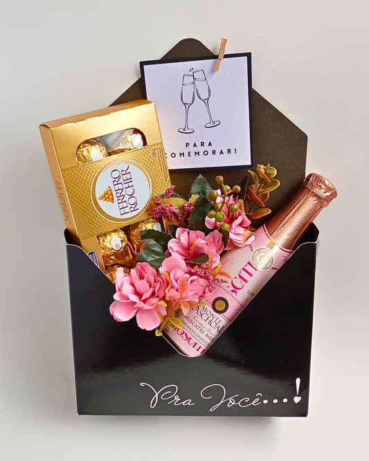 Cesta Envelope com Ferrero Rocher e Espumante Rosé