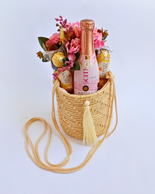 Bolsa Artesanal + Espumante Rosé, Flores e Chocolate