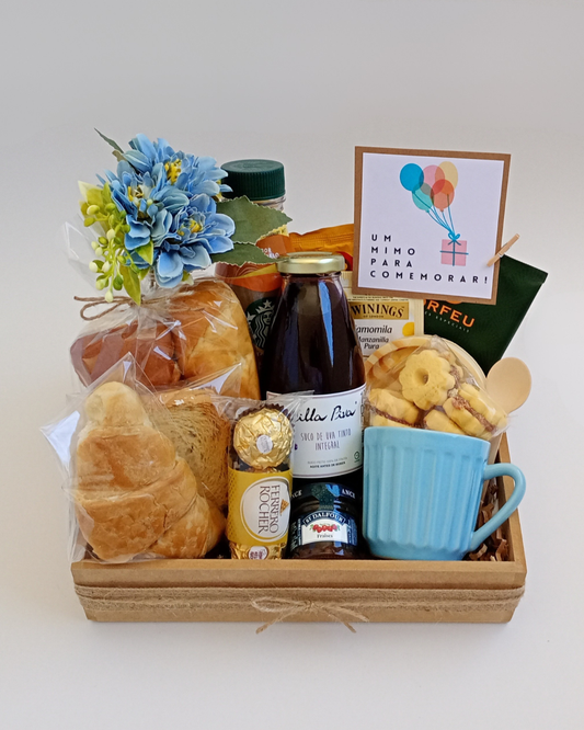 Bandeja de Café da Manhã - Xícara Azul