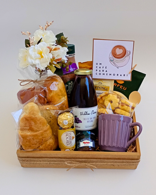 Bandeja de Café da Manhã - Xícara Lilás