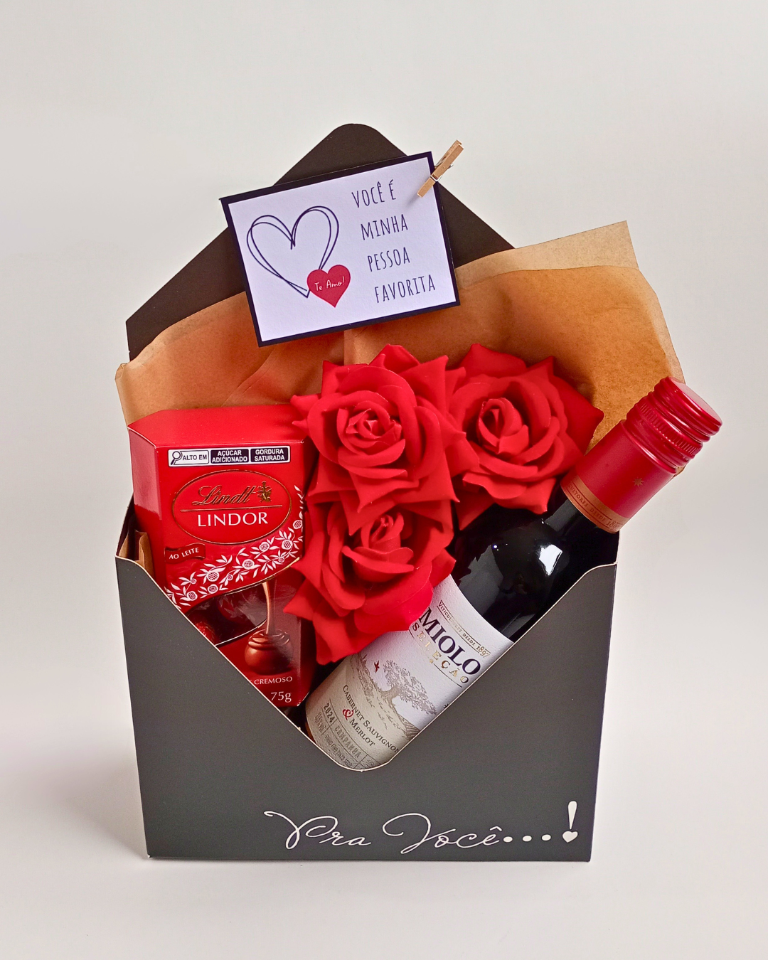 Cesta Envelope com Vinho Miolo e Lindt