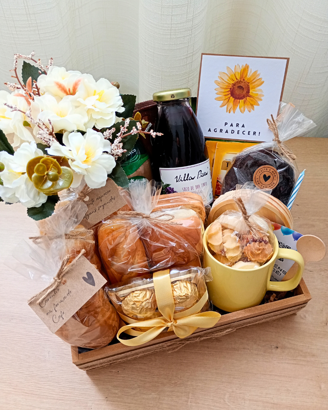 Café da Manhã Família - Xícara Amarela