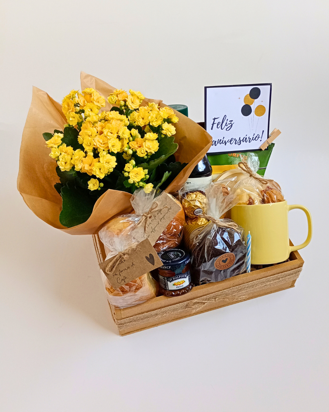 Café da Manhã com Flores - Xicara Amarela