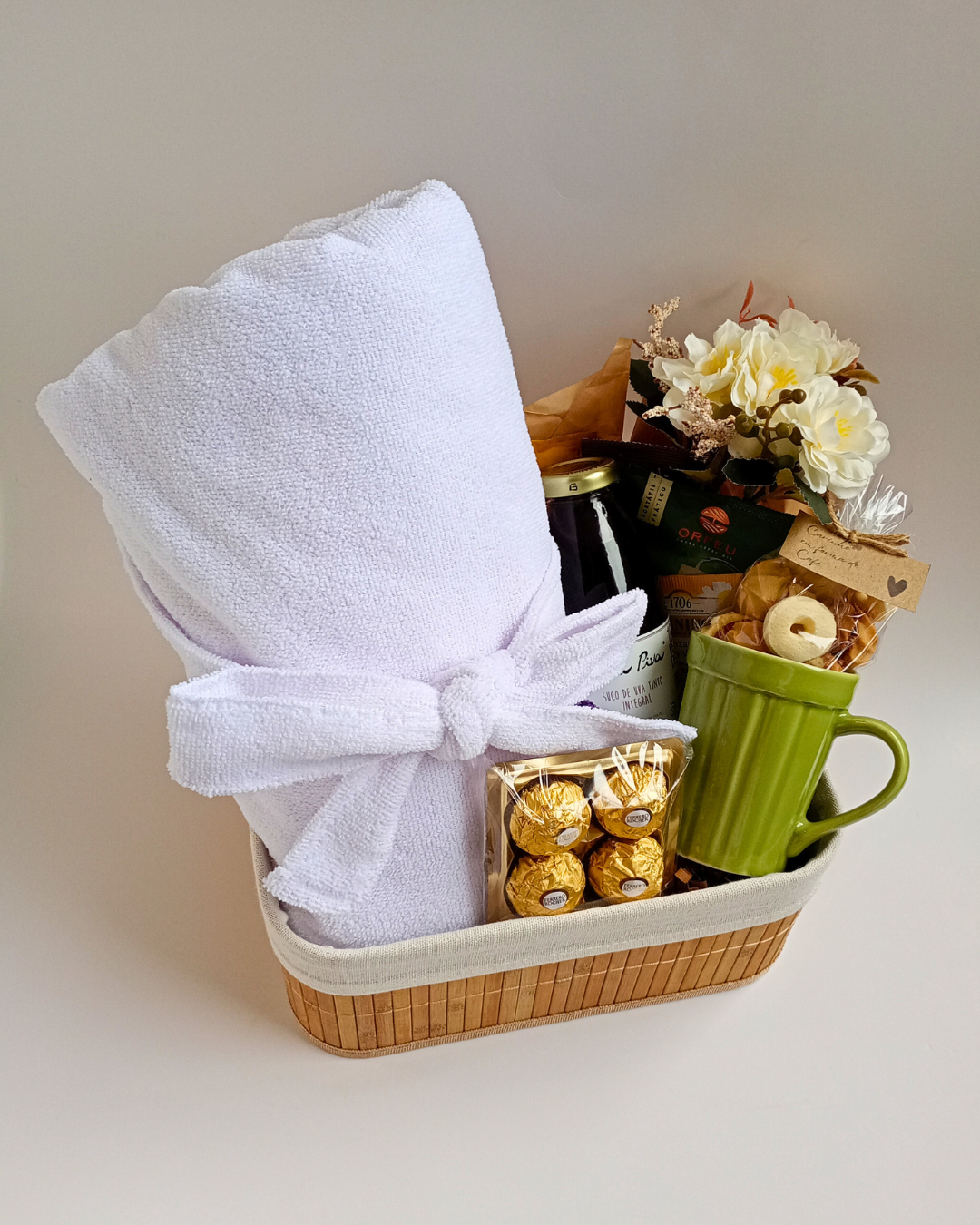 Cesta Premium Café da Manhã com Roupão e Mini Spa